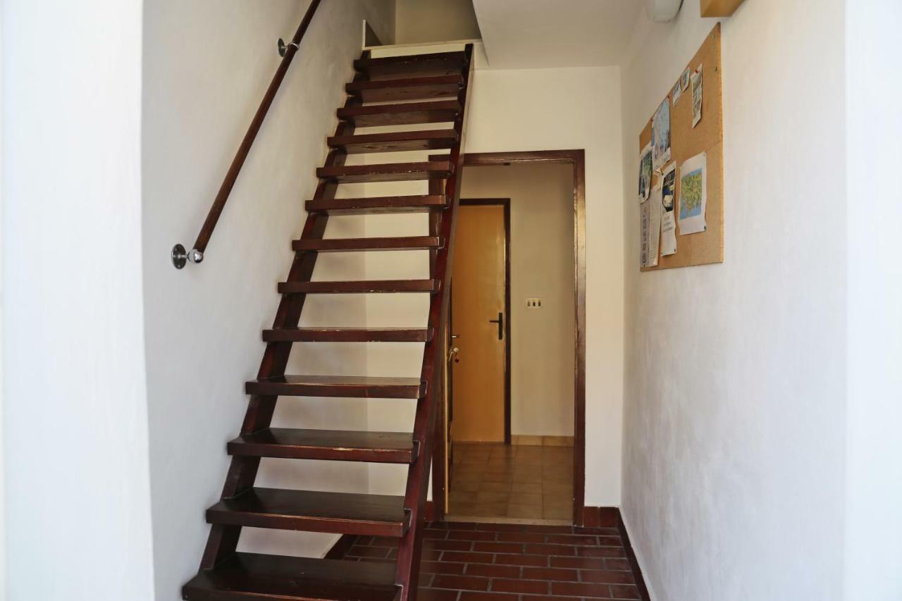Apartments Katica 룸바르다 외부 사진