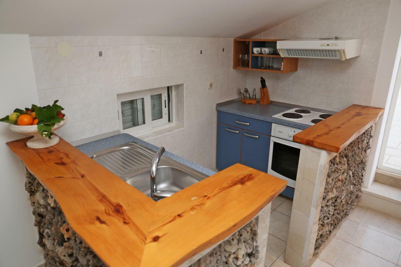 Apartments Katica 룸바르다 외부 사진