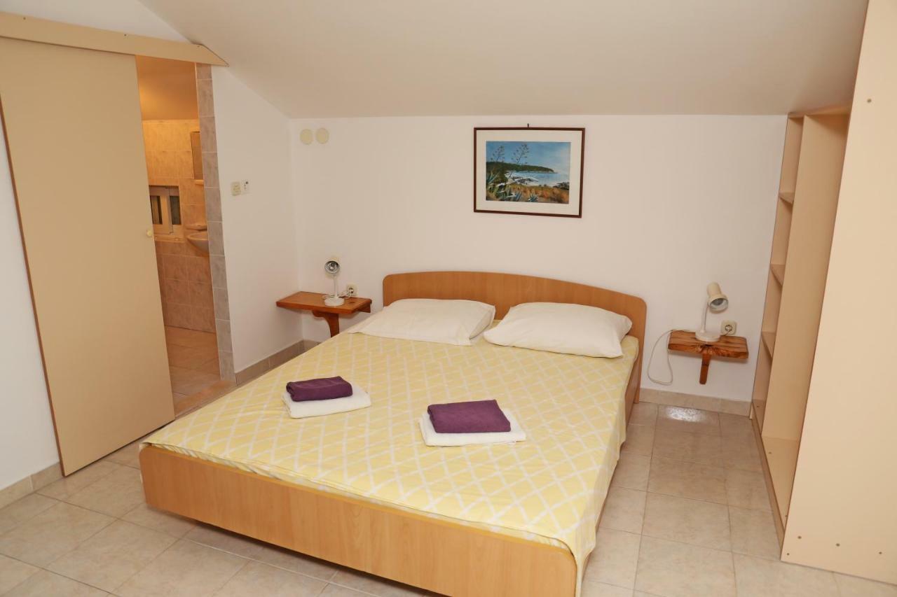 Apartments Katica 룸바르다 외부 사진