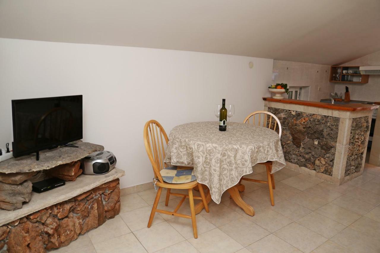 Apartments Katica 룸바르다 외부 사진