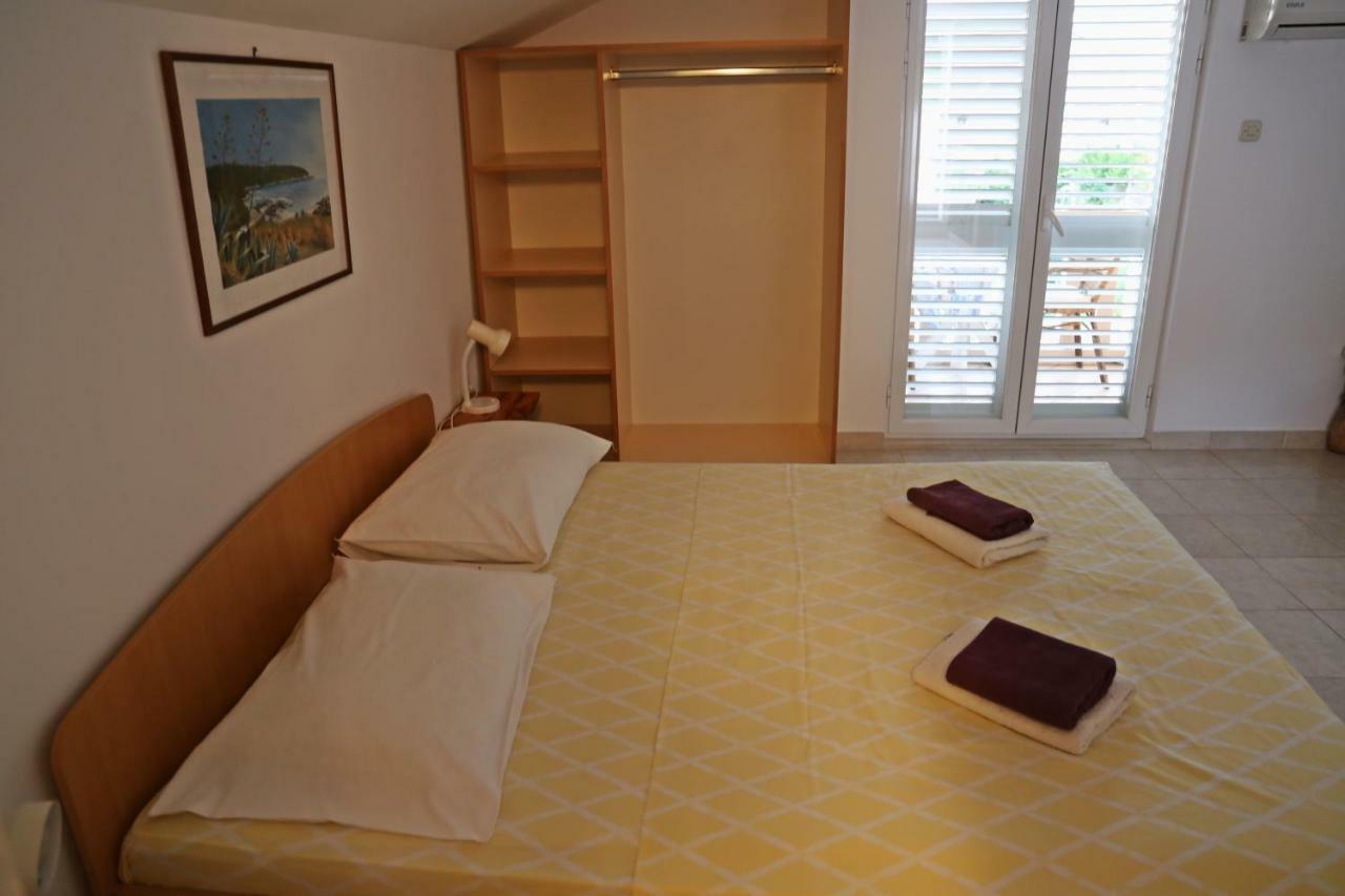 Apartments Katica 룸바르다 외부 사진
